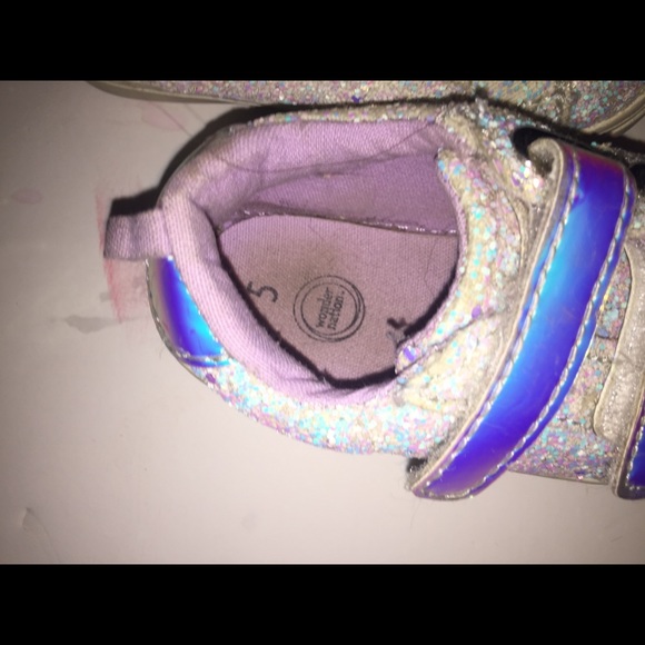 A toddler size 5 shoe bundle - Picture 11 of 16